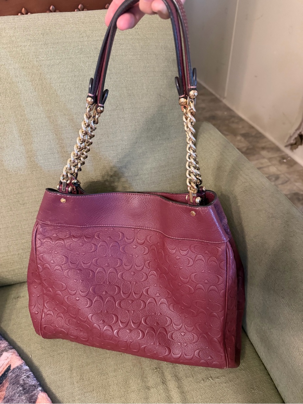 Coach Burgundy Lexy Shoulder Bag With Debossed C Logos (F48338) - Picture 2 of 15
